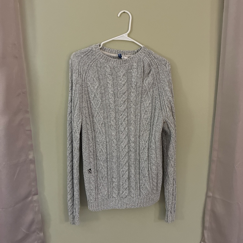 H&M Divided Light Gray Knit Crewneck Sweater